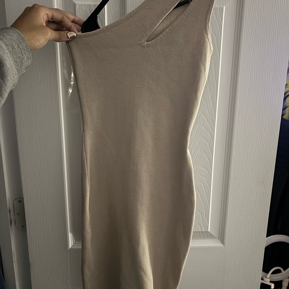 Elegant Beige One-Shoulder Dress